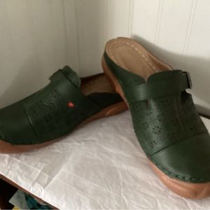 I Don't Have a Clue What the Devil These Are!!